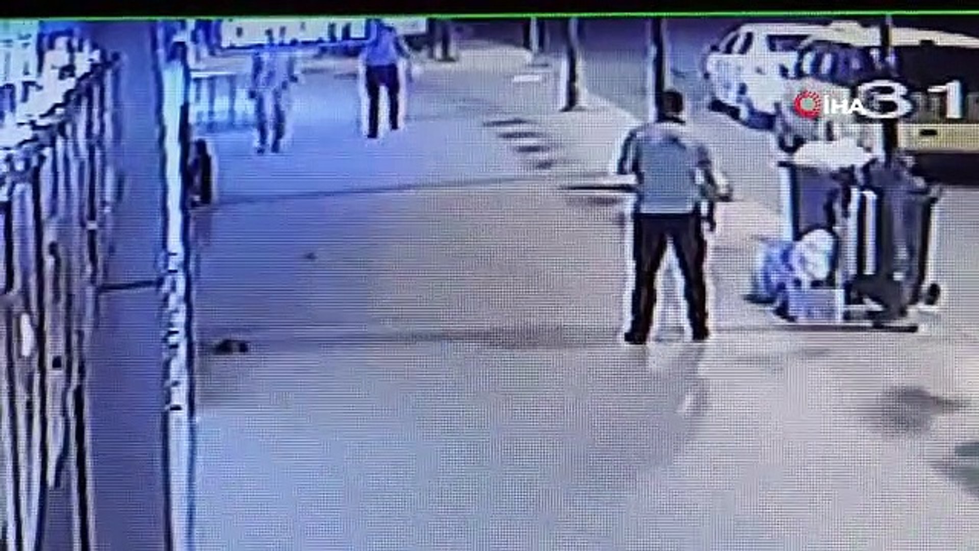 Kadını gasp etmeye çalışan yabancı uyruklu şahsı güvenlik görevlisi engelledi