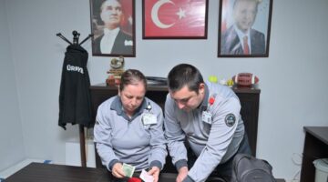 Özel Güvenlik Görevlisinden Örnek Davranış